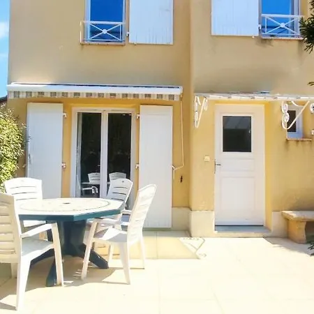 Maison De En Ventoux Holiday home
